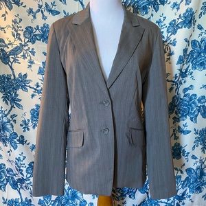 Jaclyn Smith Grey Suit 8